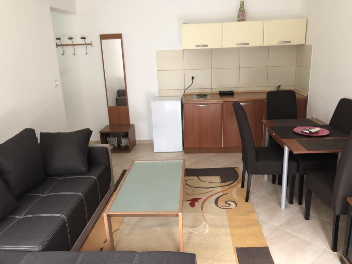 Apartments Ivan Petrovazzo Esterno foto